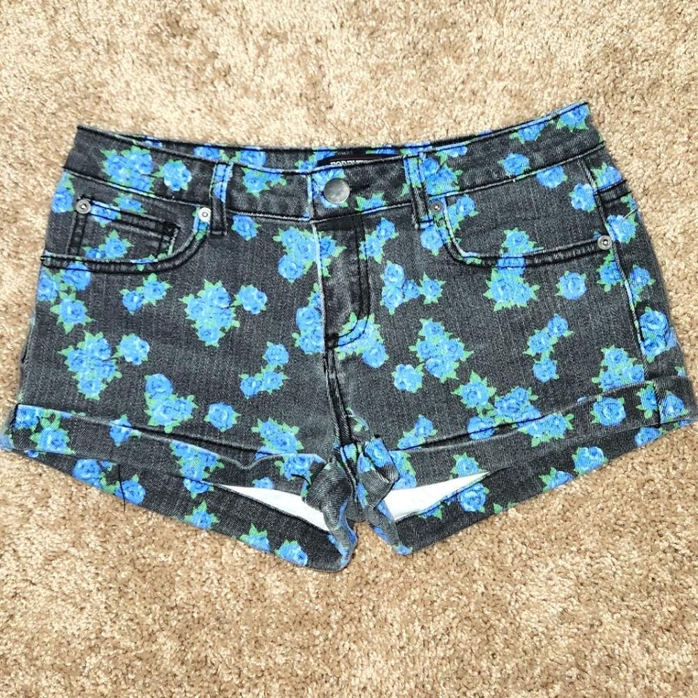 Forever 21 Retro Blue Floral Denim Shorts Size 27